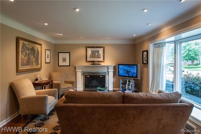 Foto del edificio - 18181 Kirkshire Ave