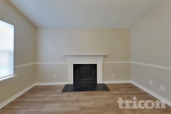 Foto del edificio - 120 Huntwood Trail