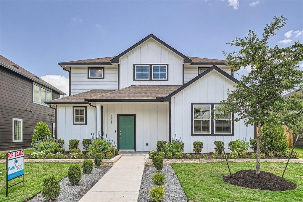 Foto principal - 203 Pinkerton Dr