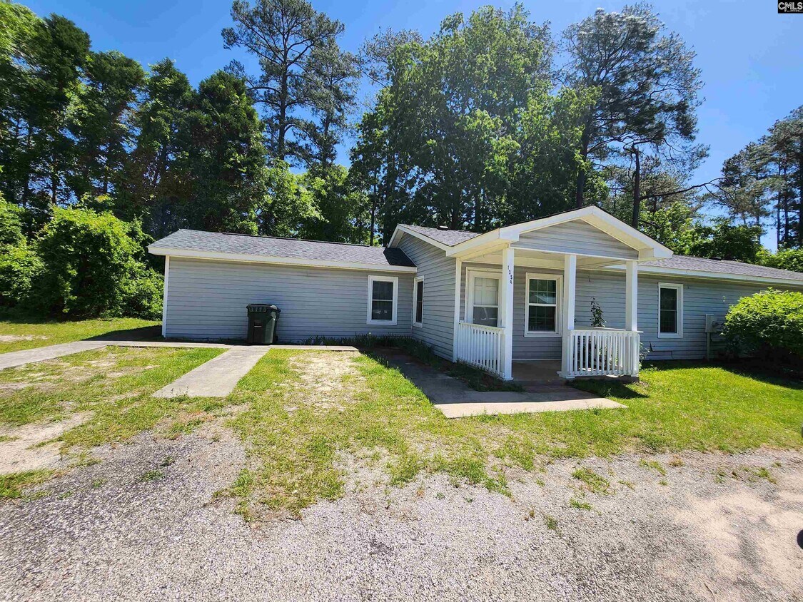 Primary Photo - 135 Alexandria St