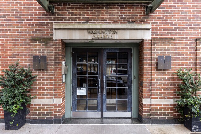 Entrada - Washington Court