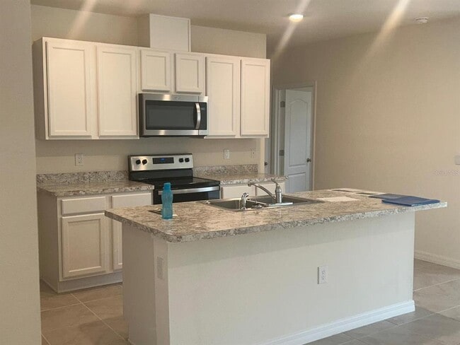 Building Photo - 3341 Costello Cir