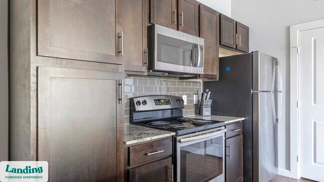 Foto del edificio - 4300 Cromwell Dr