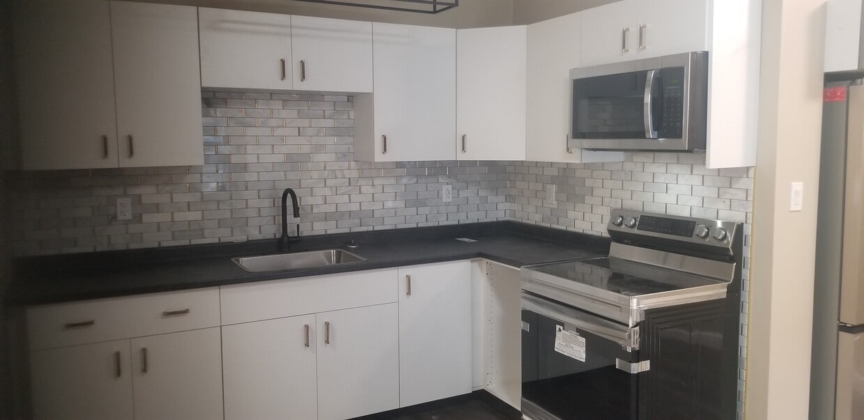 Primary Photo - 116 Duke St