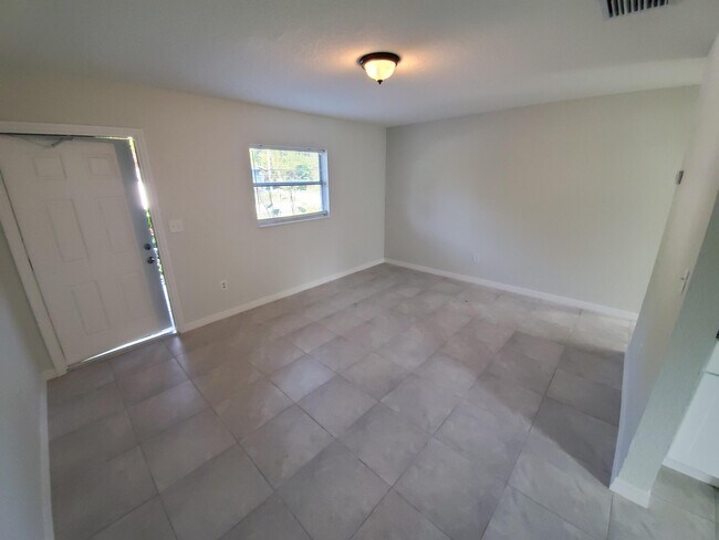 Building Photo - 4001 I Ave