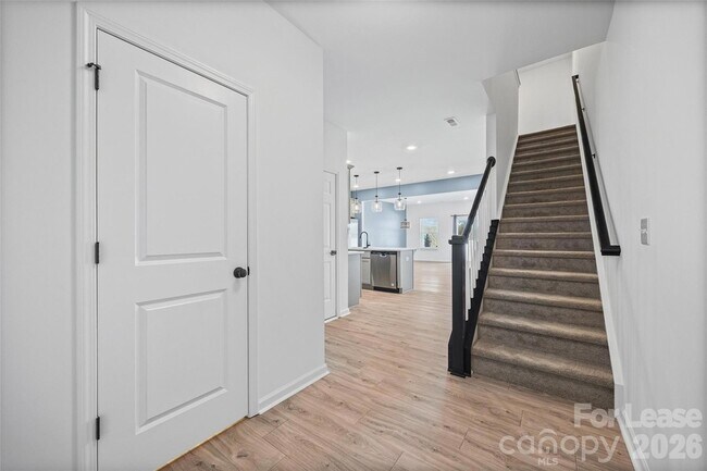 Foto del edificio - 512 Station St