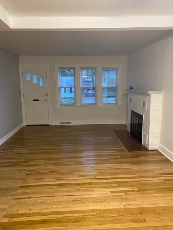 Foto del edificio - 174 Lakewood Dr