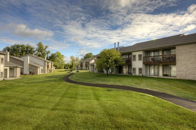 Building Photo - Cedar Lake Apartments & Townhomes
