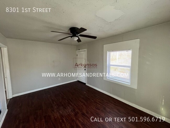 Foto del edificio - 8301 1st St