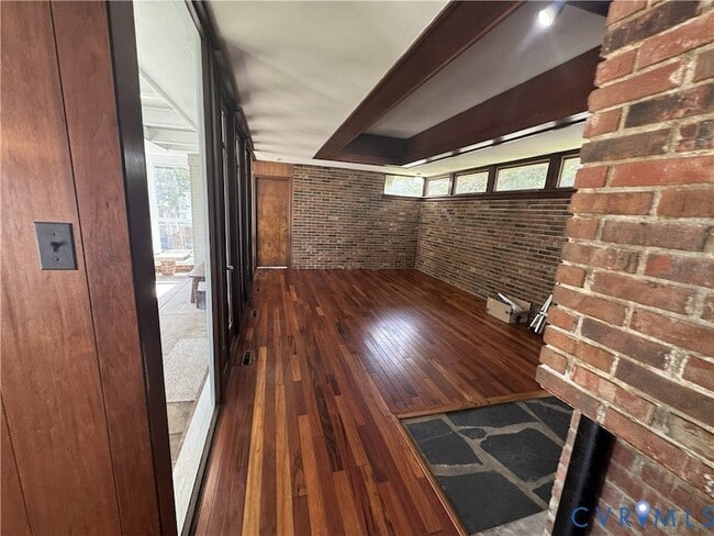 Foto del edificio - 10309 Wycliff Rd