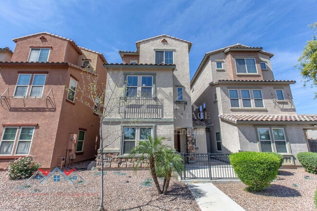 Foto del edificio - 2218 N 77th Dr