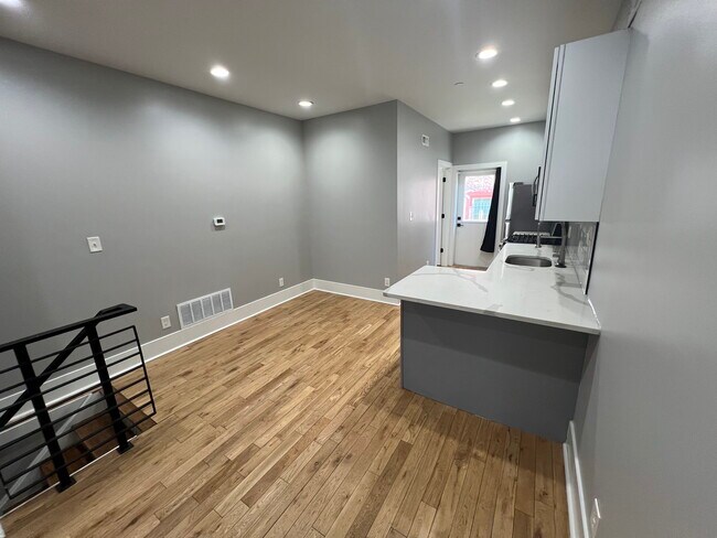 Foto del edificio - 2319 Jasper St