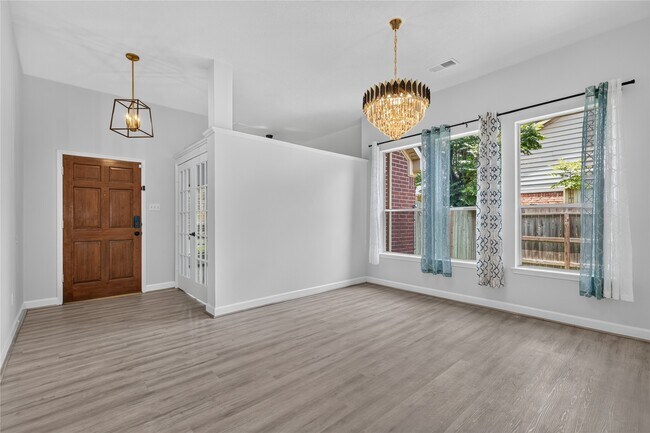 Building Photo - 7206 Glen Rosa Dr