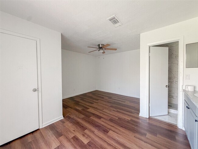 Foto del edificio - 12779 Enchanted Path Dr