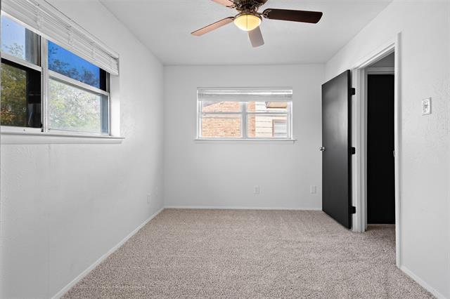 Building Photo - 2806 Spring Valley Dr