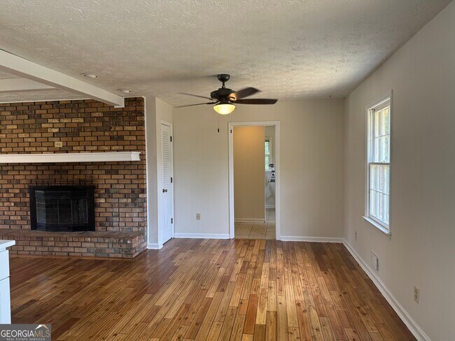 Building Photo - 4544 Spout Springs Rd