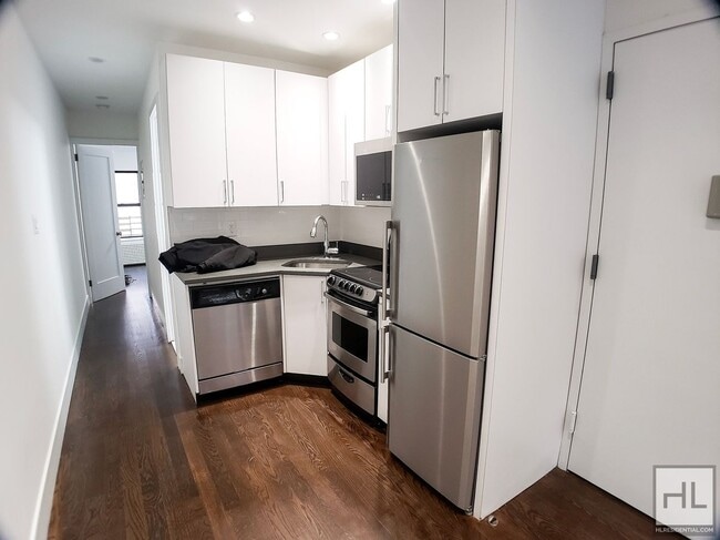 Building Photo - EAST 49 STREET