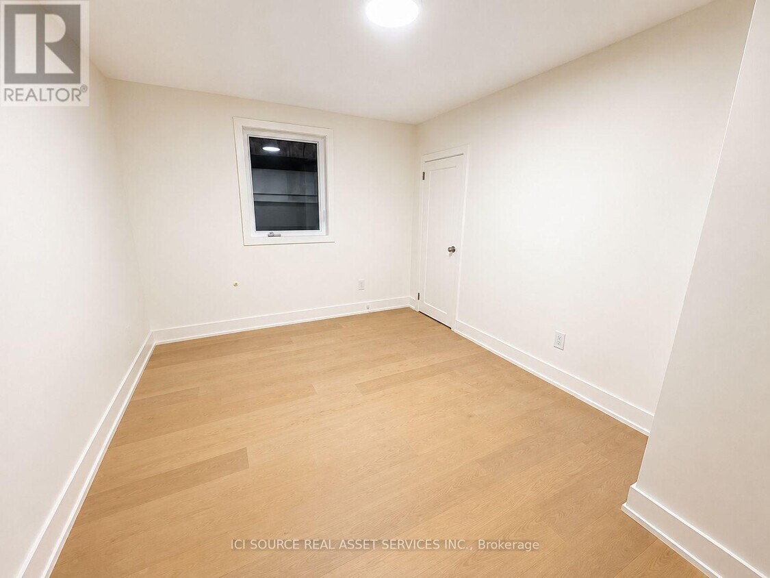 Building Photo - 150 Brunswick Ave