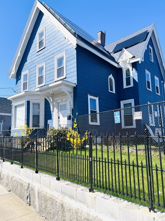 Primary Photo - 93 Pleasant St