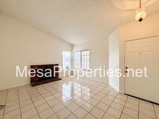 Foto del edificio - 13667 Gemini St