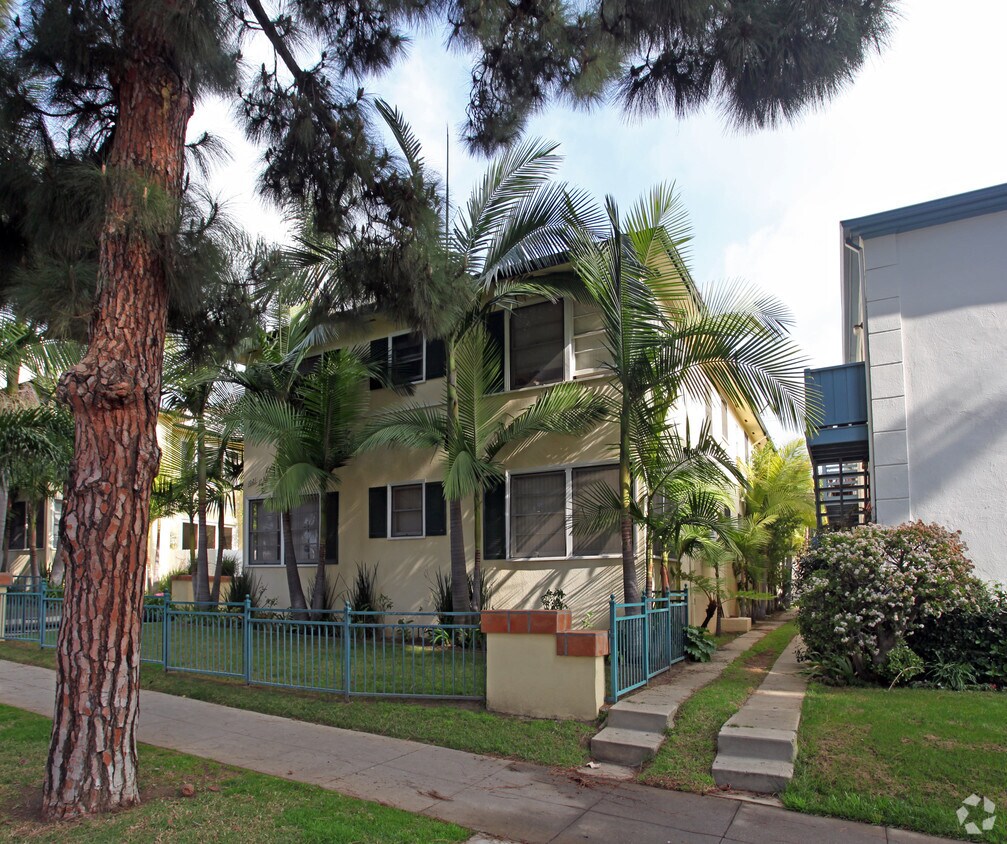 Foto principal - 1021 16th St