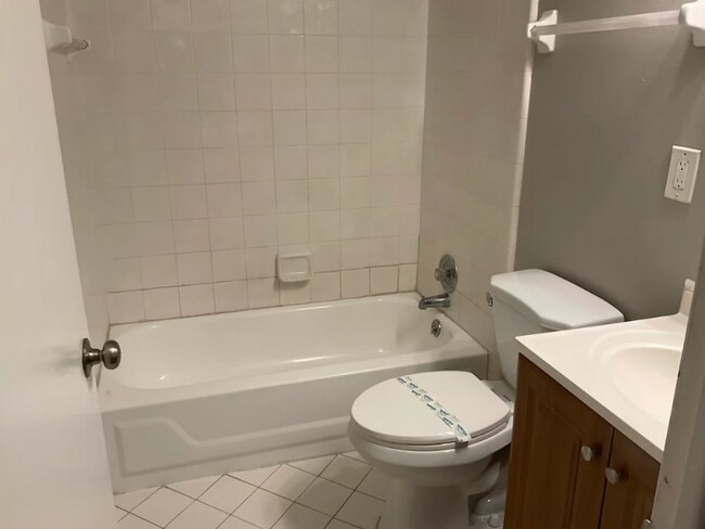 Foto del edificio - 4138 Lane Ave S