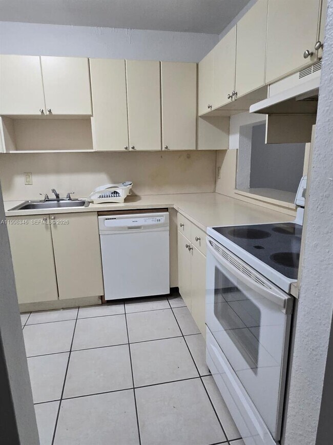 Foto del edificio - 9972 SW 88th St