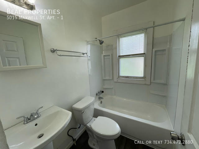 Foto del edificio - 5015 Maxwell St