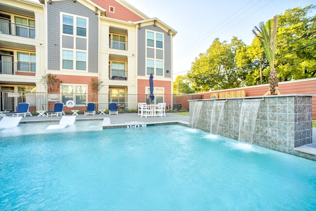 Building Photo - Magnolia Park Apartments