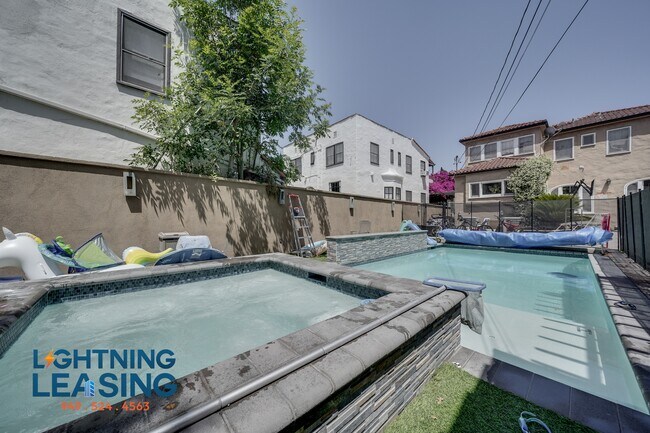 Building Photo - 815 S Highland-1B