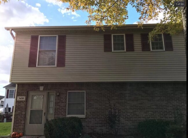 Foto del edificio - 3410 S Oaklawn Cir