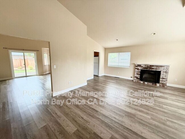 Foto del edificio - 8878 Lebec Ln