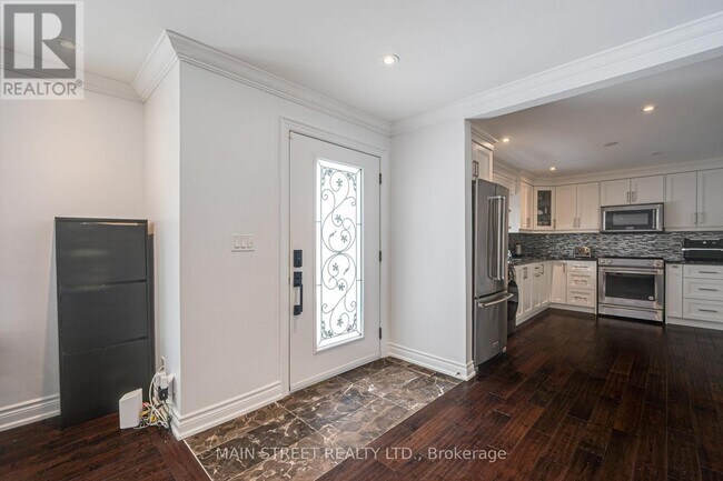 Photo du bâtiment - 18166 Leslie St
