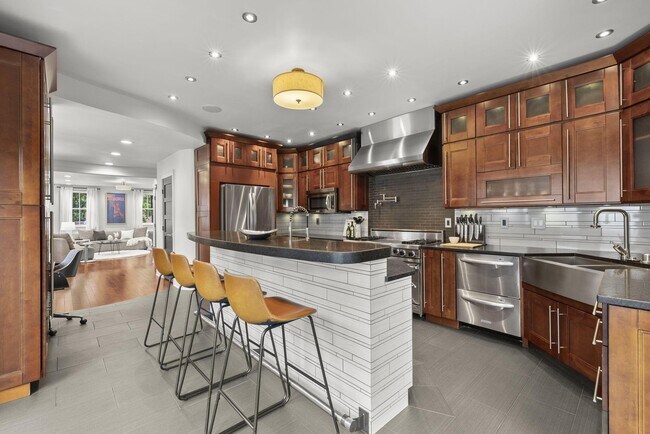 Foto del edificio - 610 City Park Ave