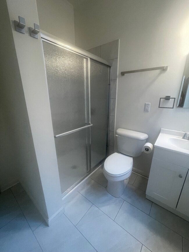 Unit#2 - 1386 S 3rd St