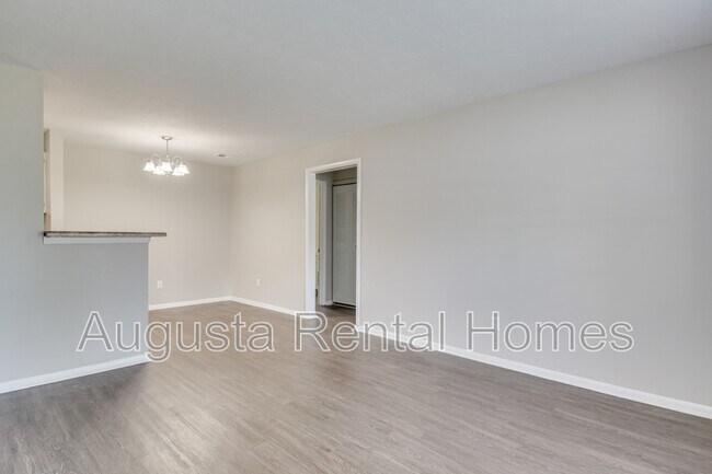 Foto del edificio - 2515 Center West Parkway - 3G