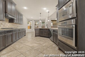 Foto del edificio - 12539 Loving Ml
