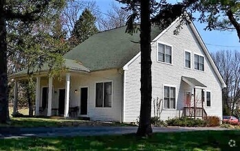 Building Photo - 107 Givens Ln