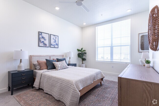 1 habitación, 1 baño - 718 pies cuadrados - Dormitorio - Solhavn Apartments