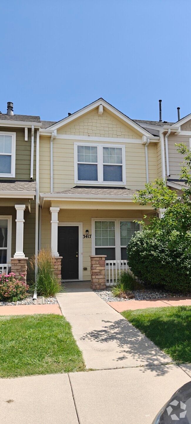 Front of house - 3417 Grey Owl Point