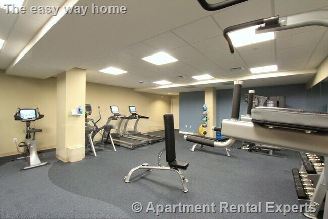 Foto del edificio - 632 Massachusetts Ave