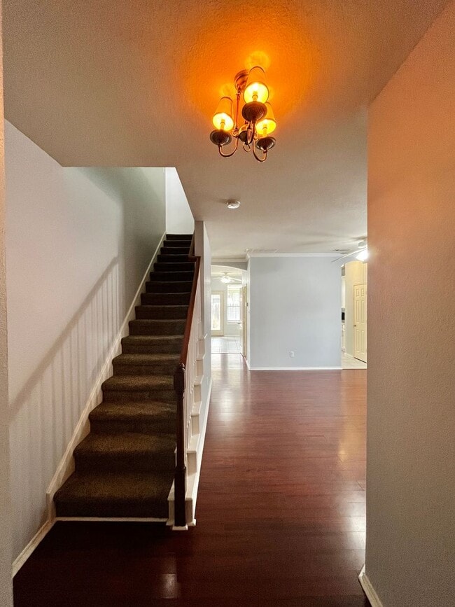 Building Photo - $250 Admin Fee Waived!! 3Bed - 2.5Bath Hom...