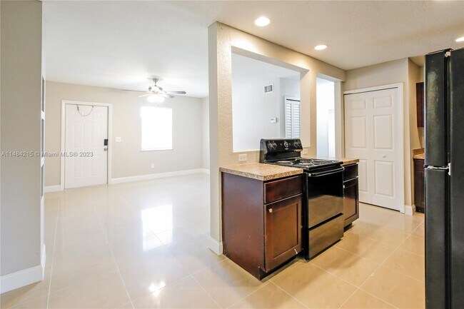 Foto del edificio - 3620 NW 4th St