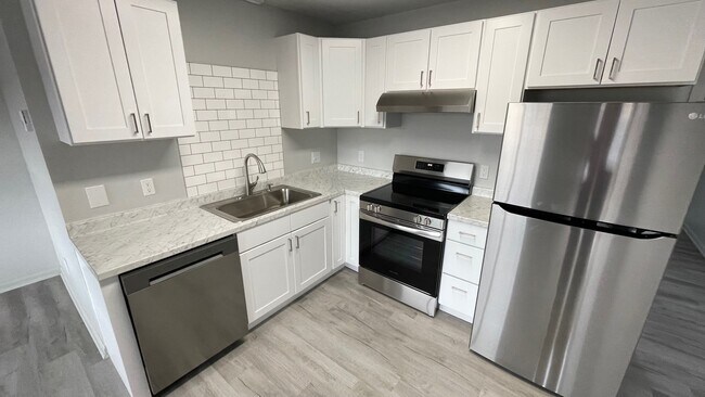 Cocina grande con Lazy Susan - Boulevard West Apartments