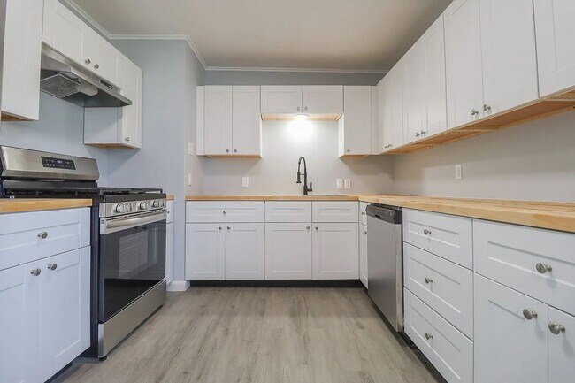 Foto del edificio - Updated and Modernized 3-Bedroom Home in Tulsa