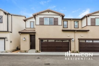 Building Photo - 28097 Cookhouse Ln