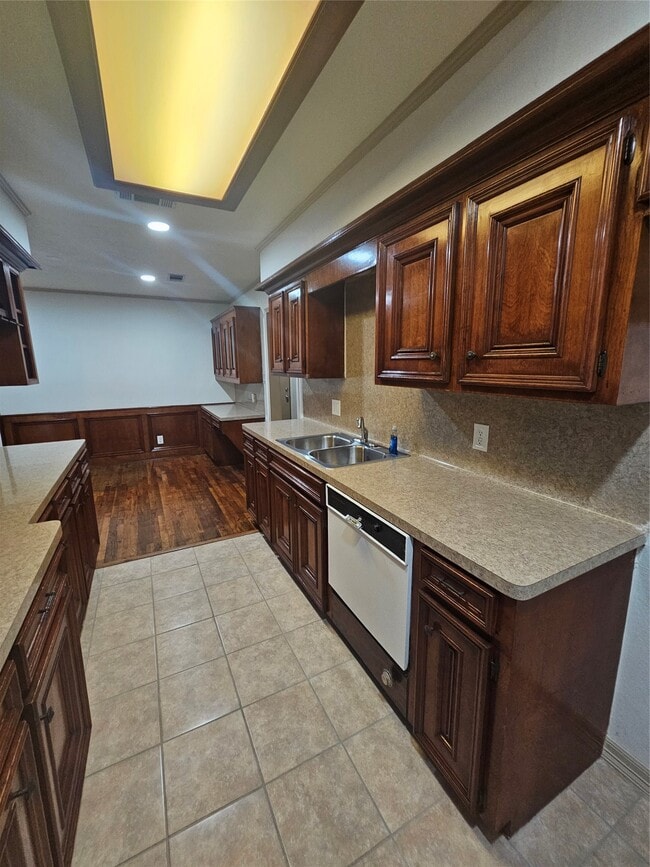 Foto del edificio - 10230 Pillot St