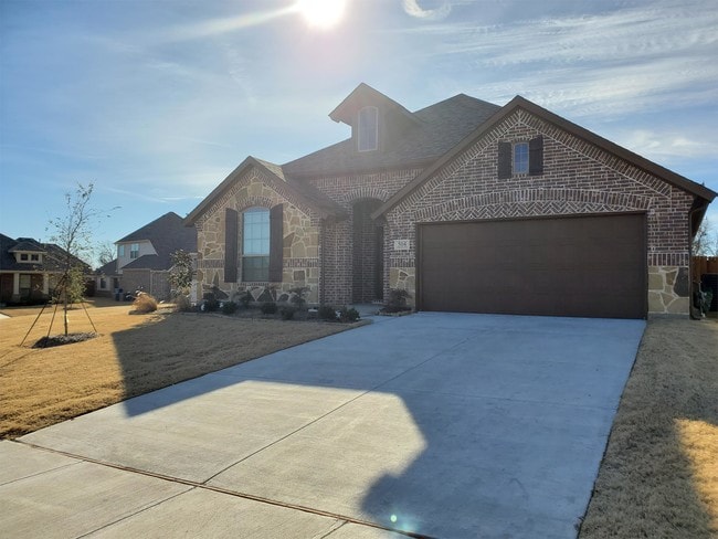 Building Photo - 504 Endicott Dr