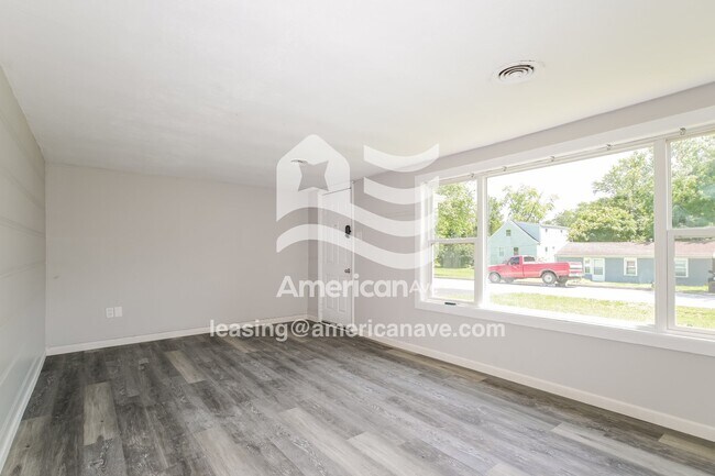 Foto del edificio - 9207 Bobb Ave