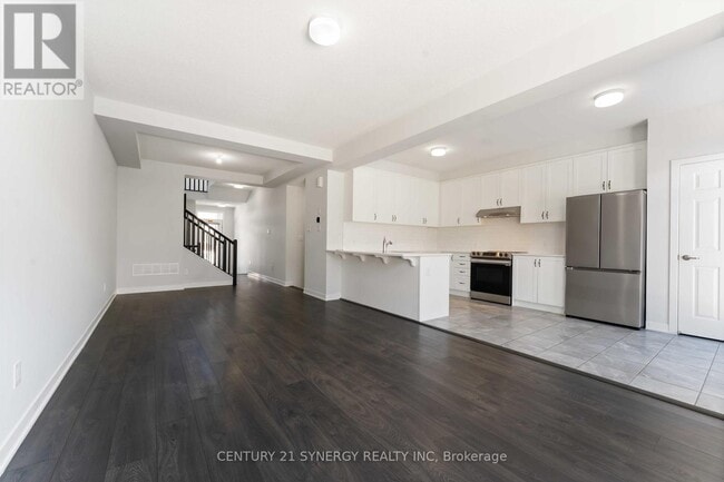 Building Photo - 236 Billrian Cres